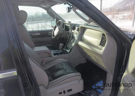 2008 Lincoln Navigator z USA, uszkodzony, nr VIN 5LMFU28518LJ17311